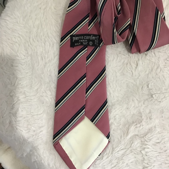 Pierre Cardin Men 100% Silk Mauve Striped Tie Made In Britain Office Career - Picture 2 of 3